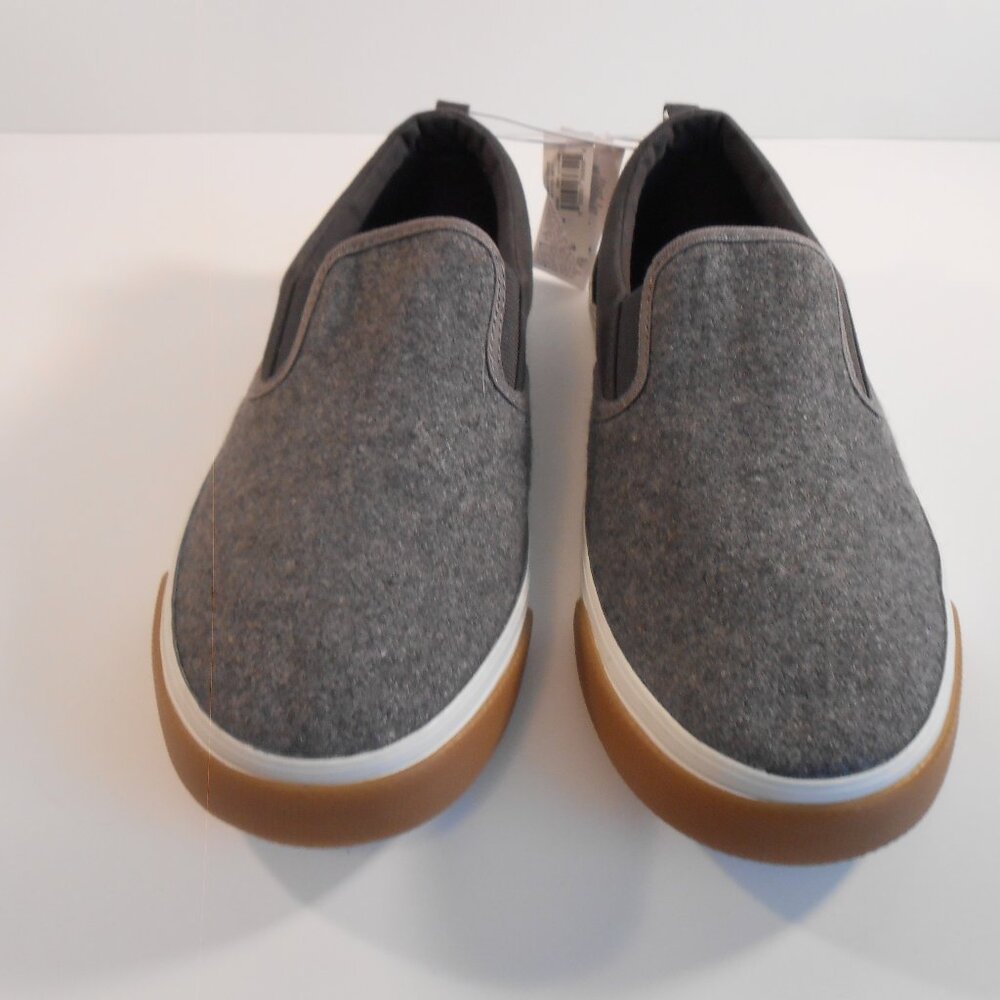 Old Navy 1994 Sneakers - Gray/Black Casual Shoes - Size 6 Wide